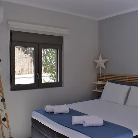 Apartamento Antigonis Garden House *